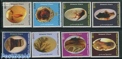 Minerals 8v